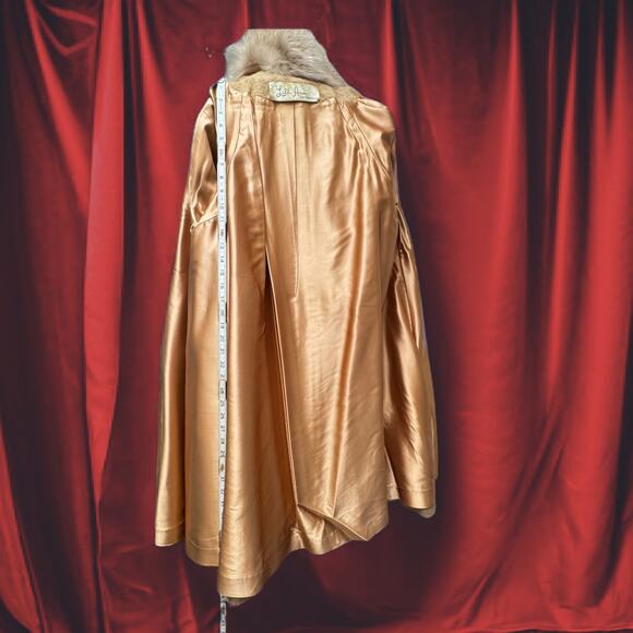 1960s Lilli Ann Tisse a Paris Caramel Swing Mohair Coat w/ Fur Collar, Bow 39” - Picture 7 of 16